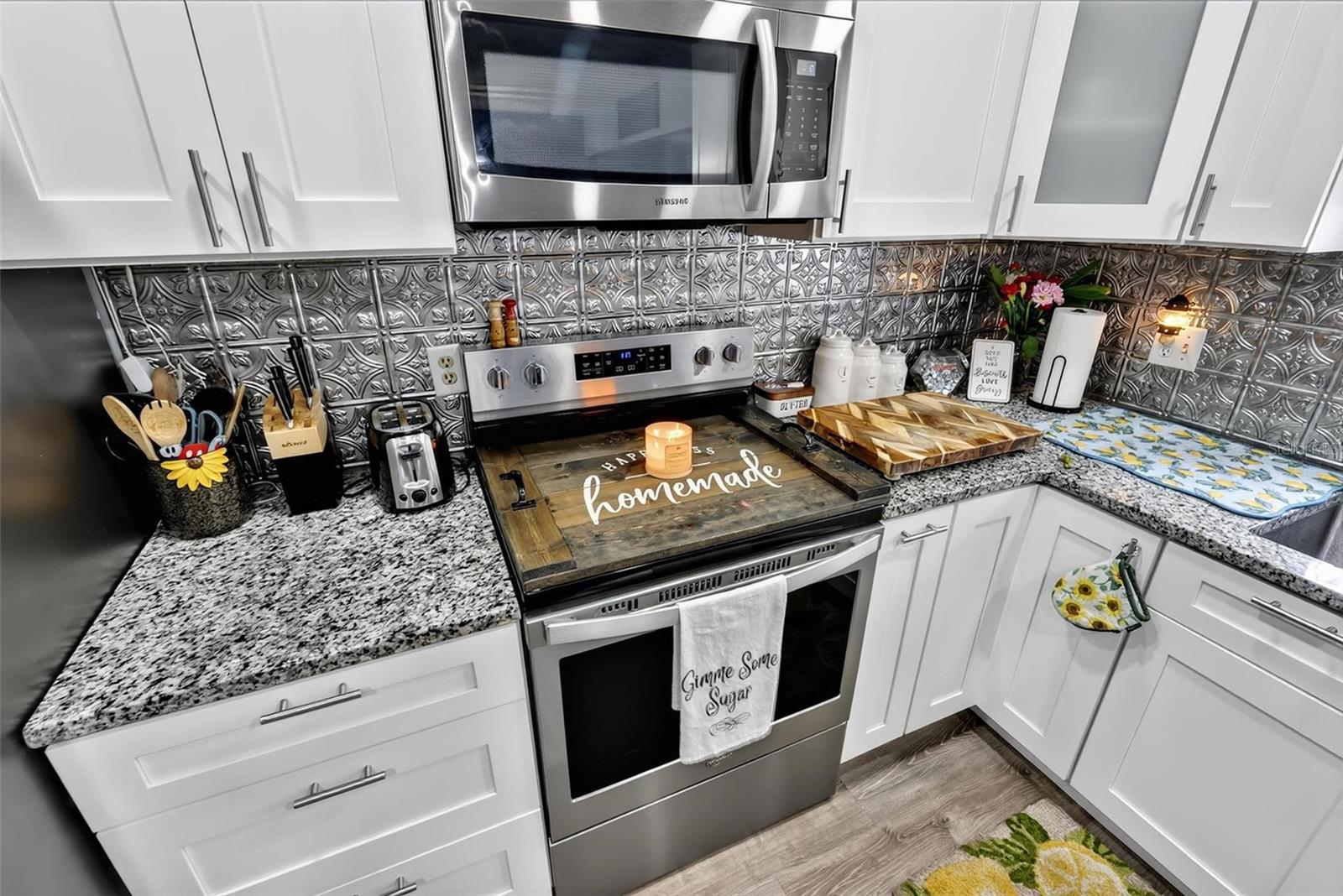 BEACON WOODS - Residential