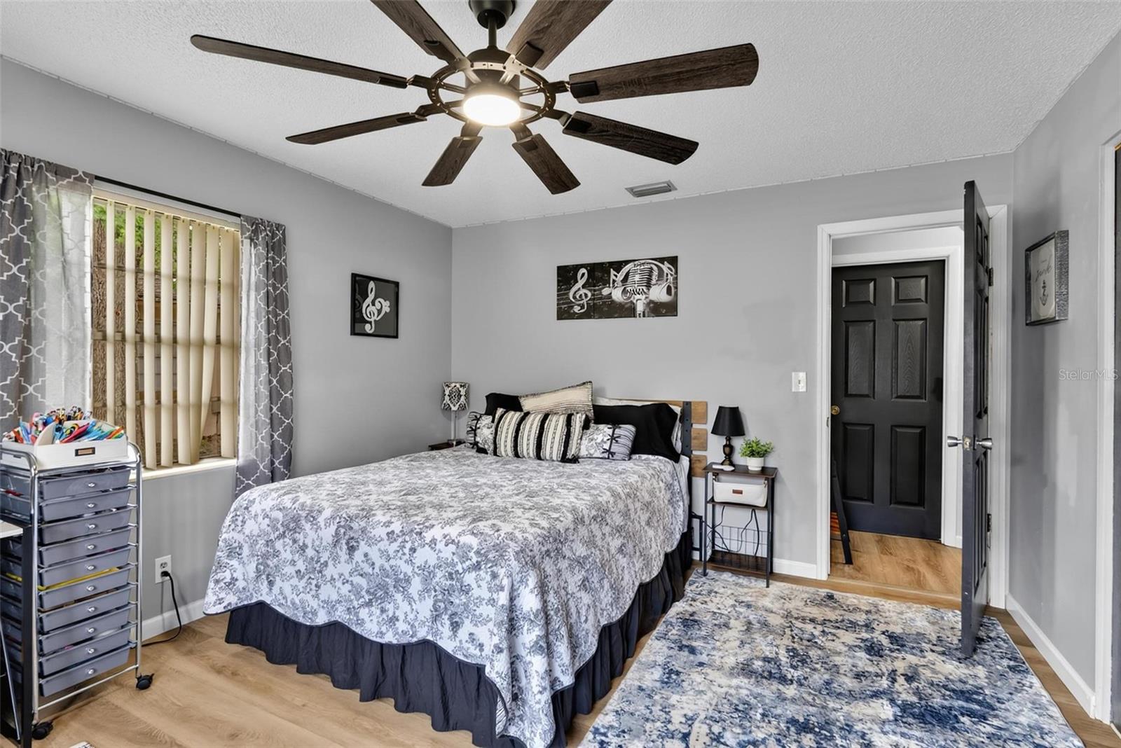 BEACON WOODS - Residential