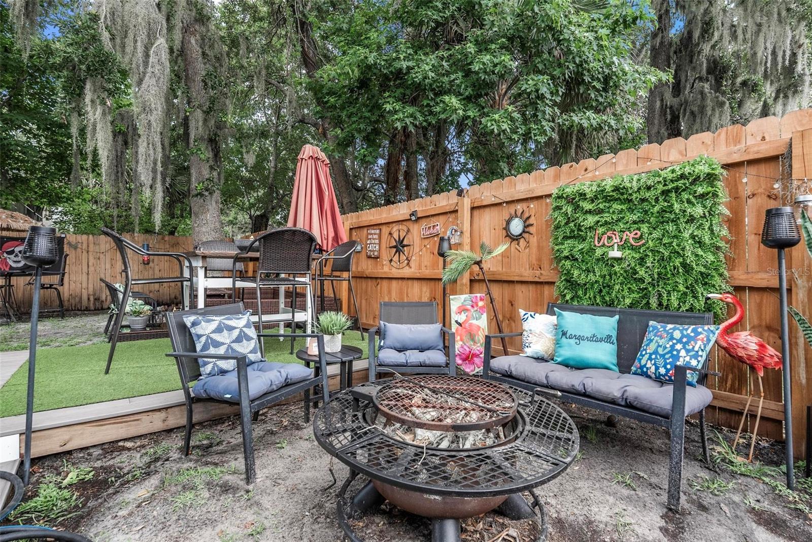 BEACON WOODS - Residential