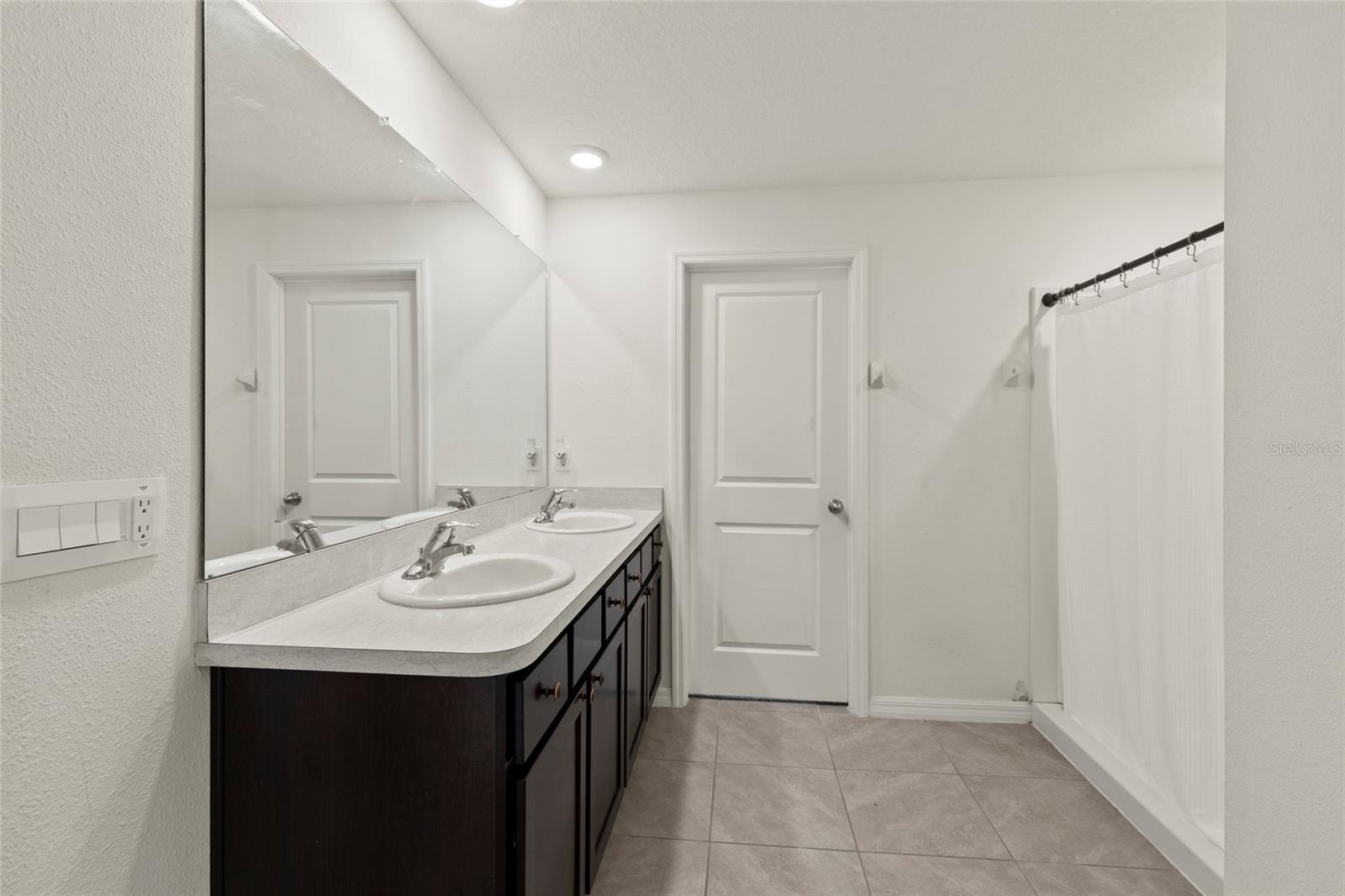 BERRY BAY SUB - Residential