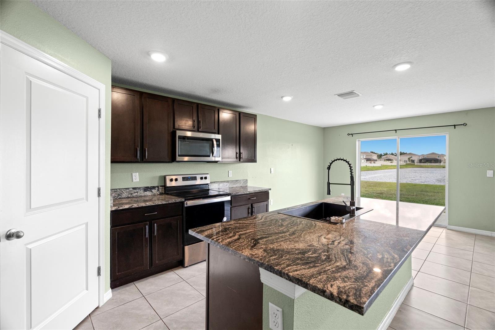 BERRY BAY SUB - Residential