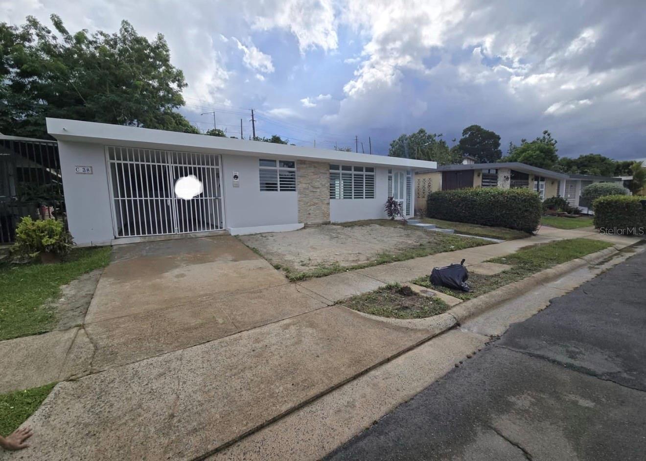 FAIRVIEW - Residential