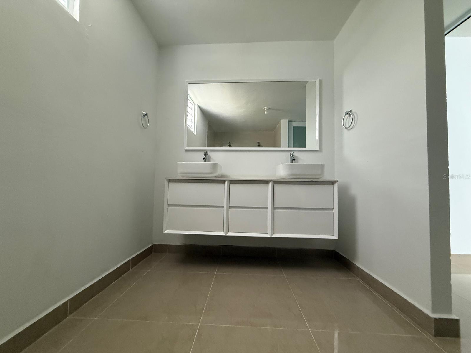 FAIRVIEW - Residential