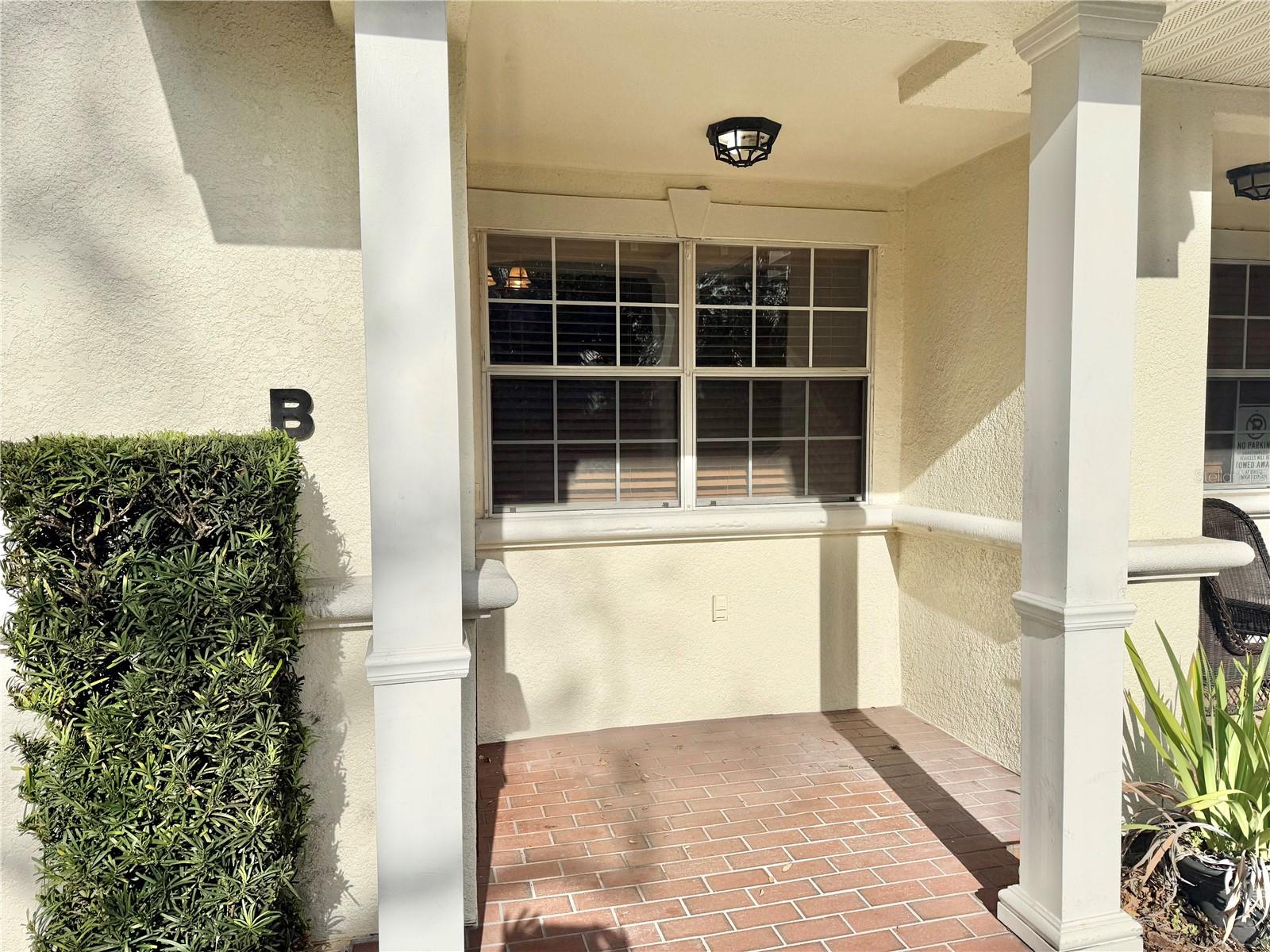 WELLESLEY OAKS - Residential