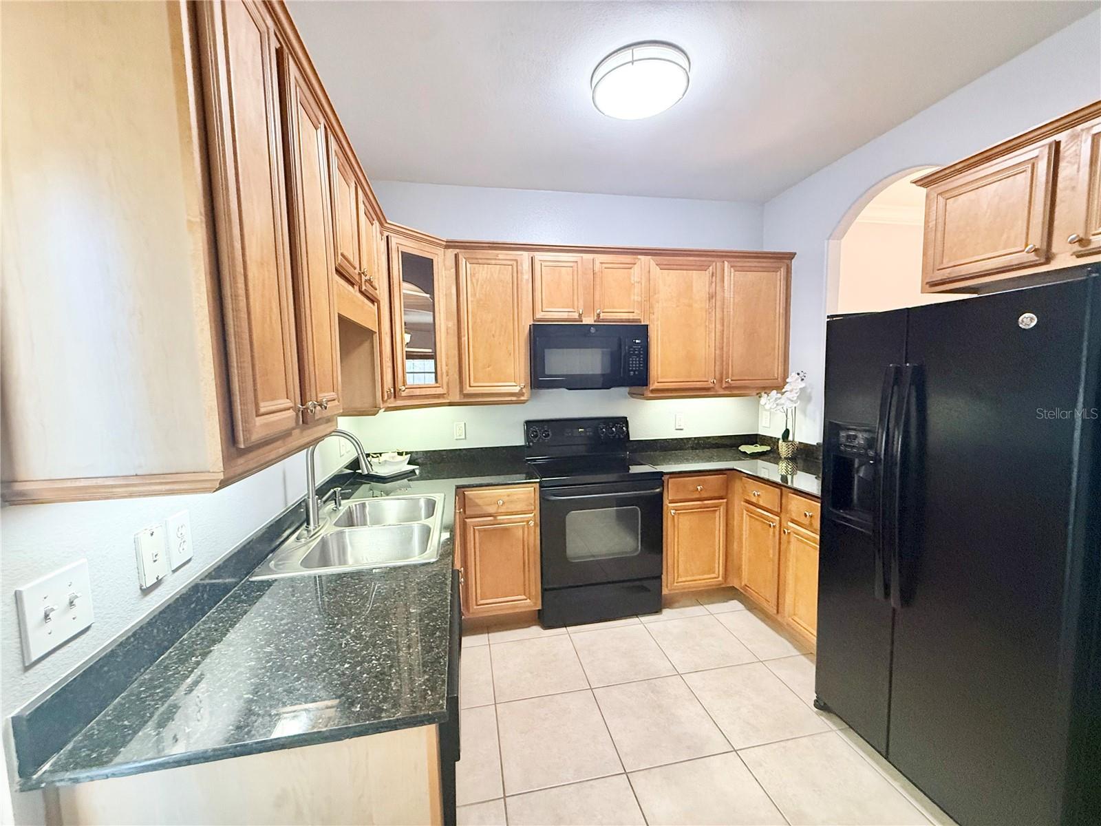 WELLESLEY OAKS - Residential