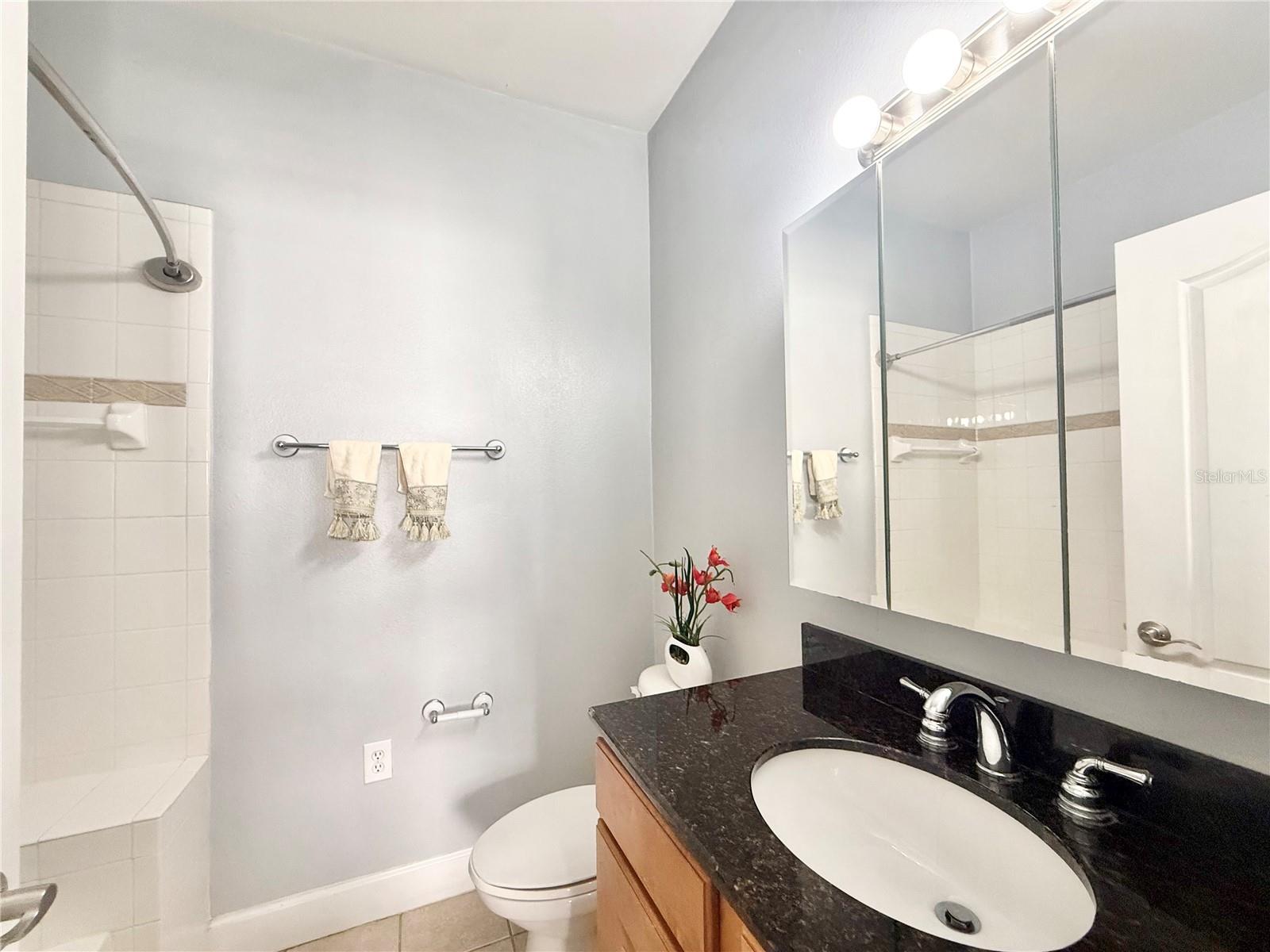 WELLESLEY OAKS - Residential