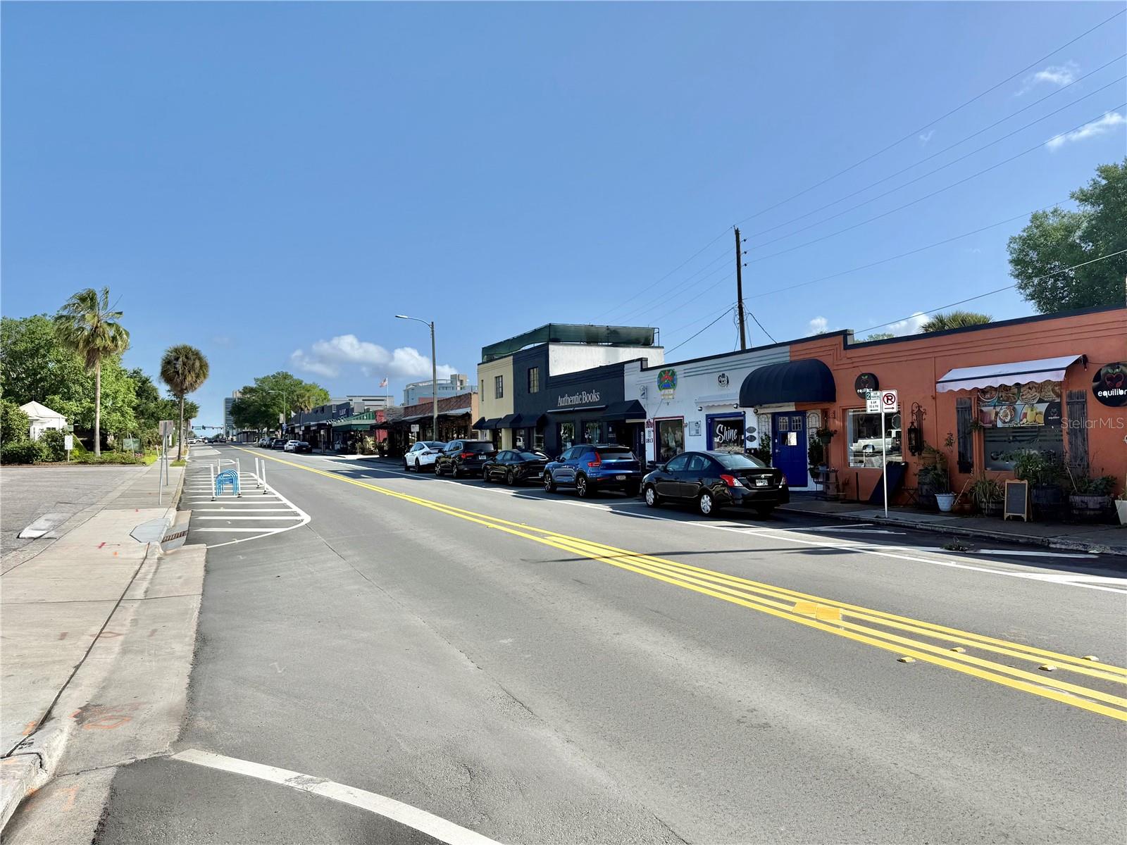 WELLESLEY OAKS - Residential