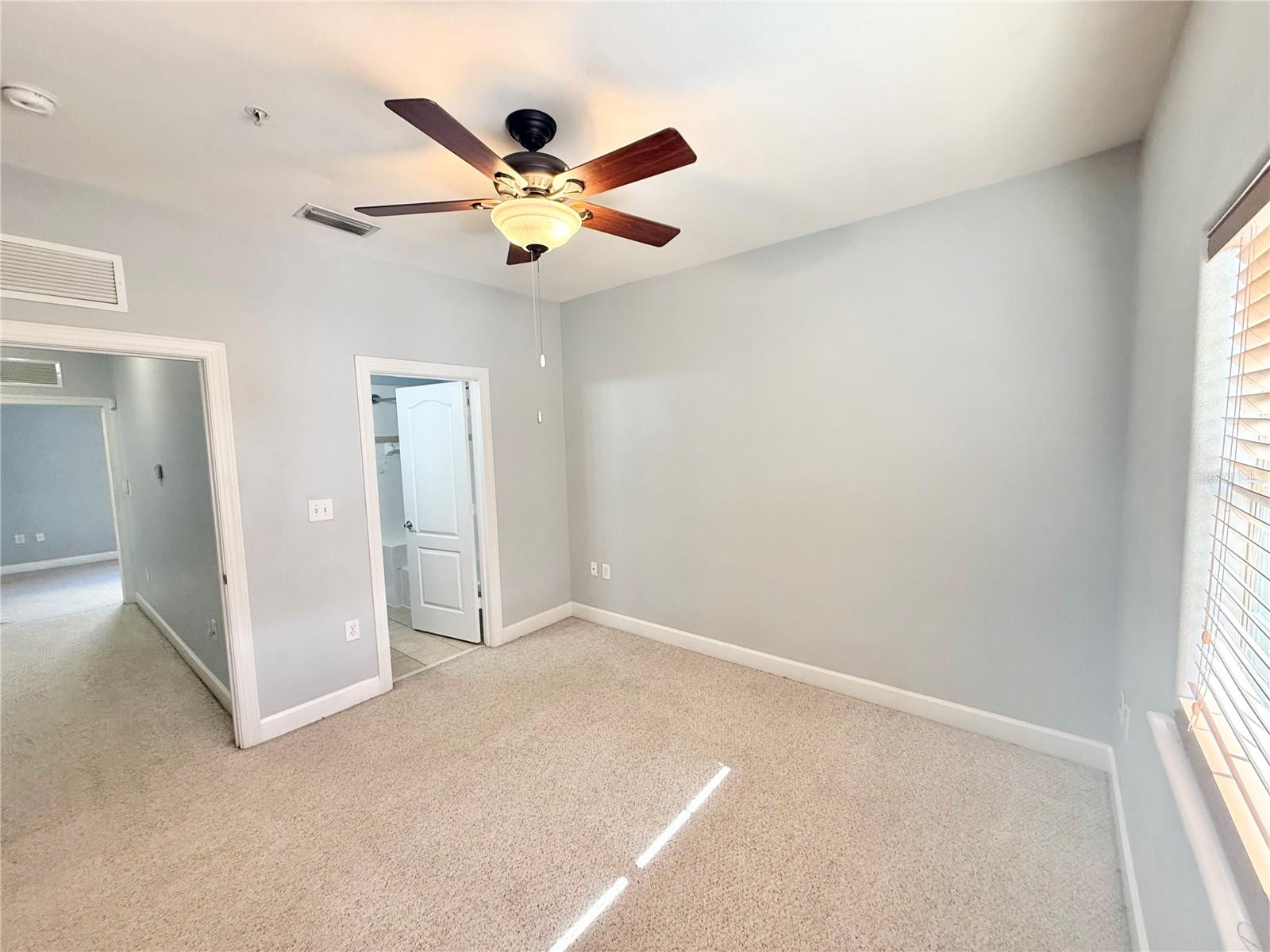 WELLESLEY OAKS - Residential