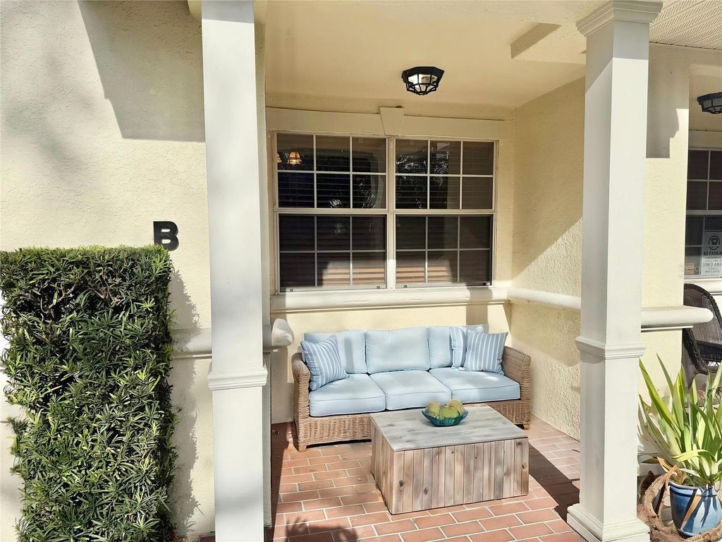 Photo of 307 E New Hampshire Street #B, Orlando, FL 32804 (MLS # O6397973)