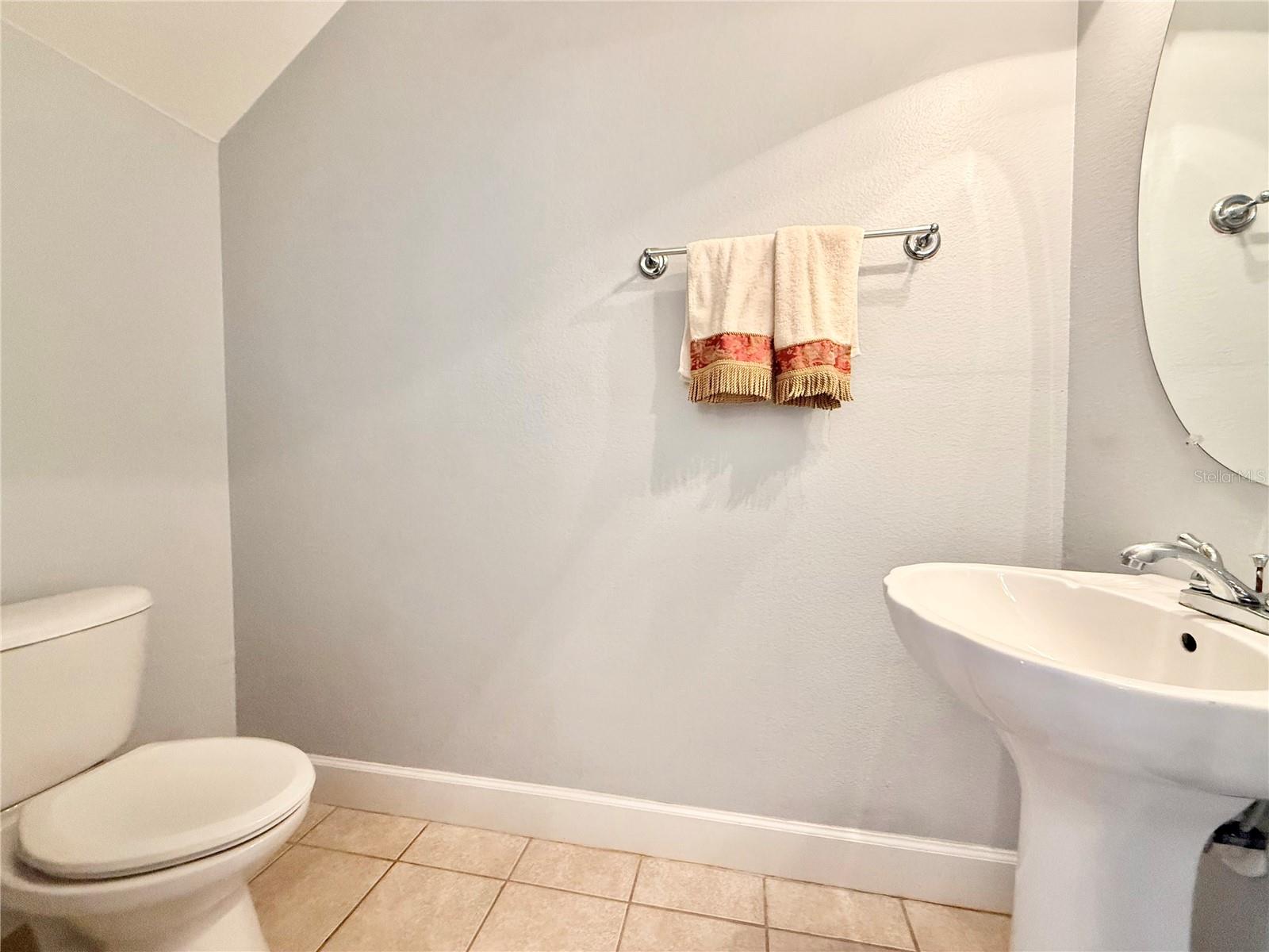 WELLESLEY OAKS - Residential