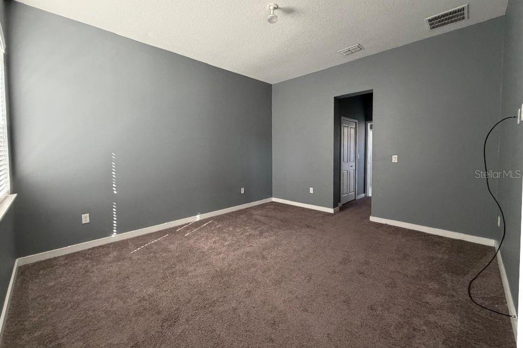 REMINGTON PH 1 TR E - Residential Lease