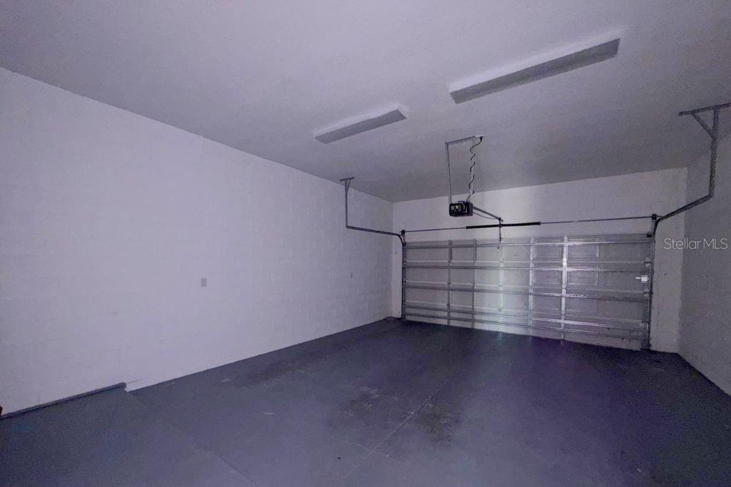 REMINGTON PH 1 TR E - Residential Lease