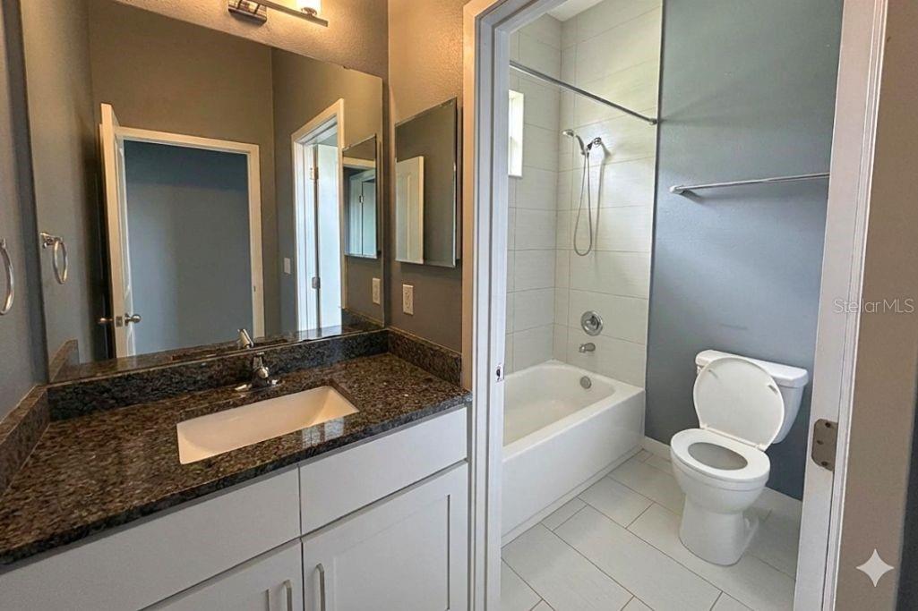 REMINGTON PH 1 TR E - Residential Lease