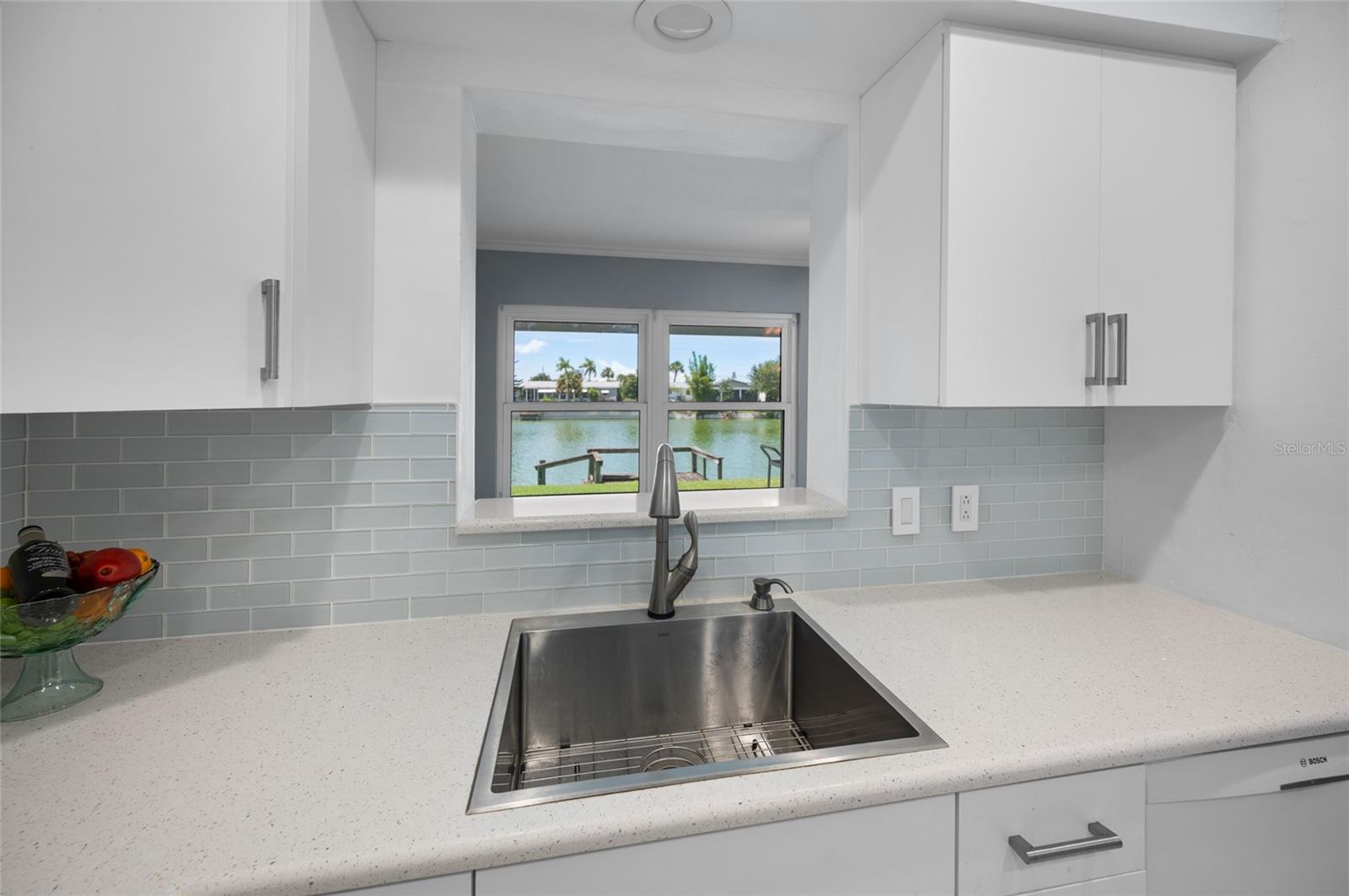 Search Properties for Sale 3 524 S NEPONSIT DRIVE