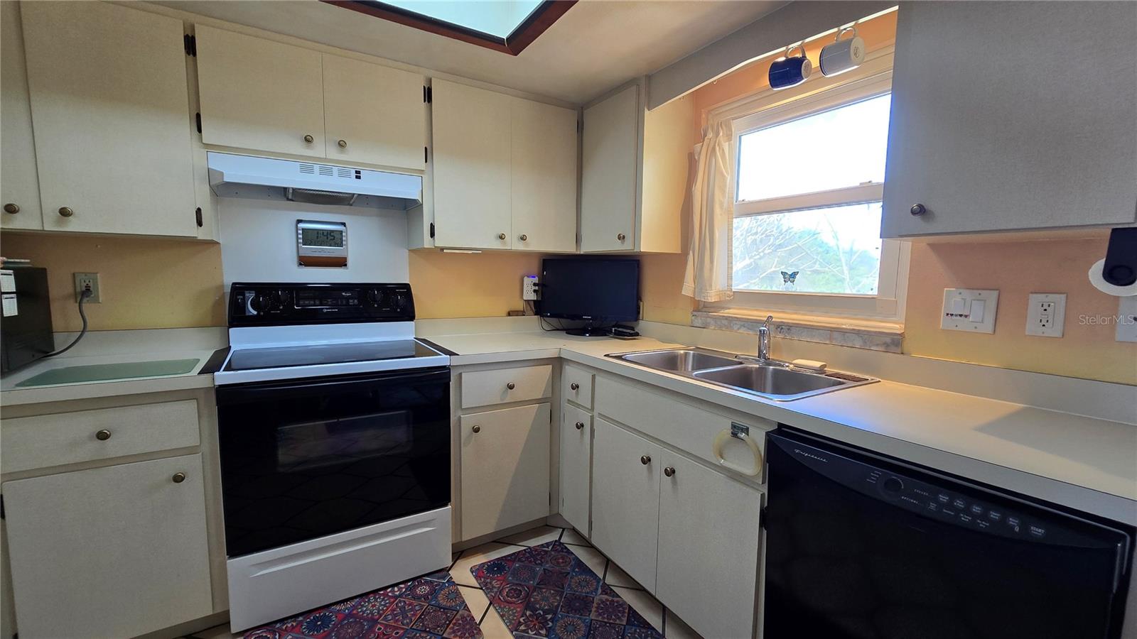 SPRING OAKS - Residential