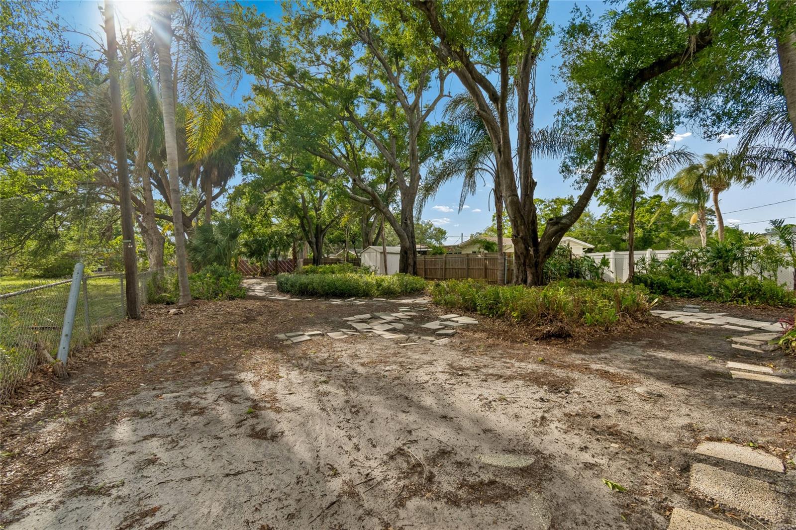 GUERNSEY ESTATES - Residential