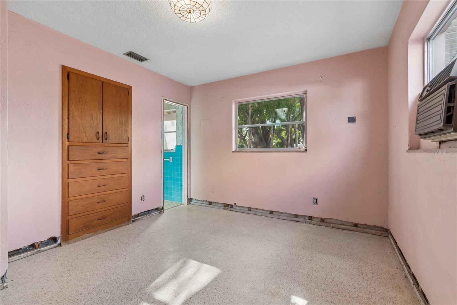 GUERNSEY ESTATES - Residential