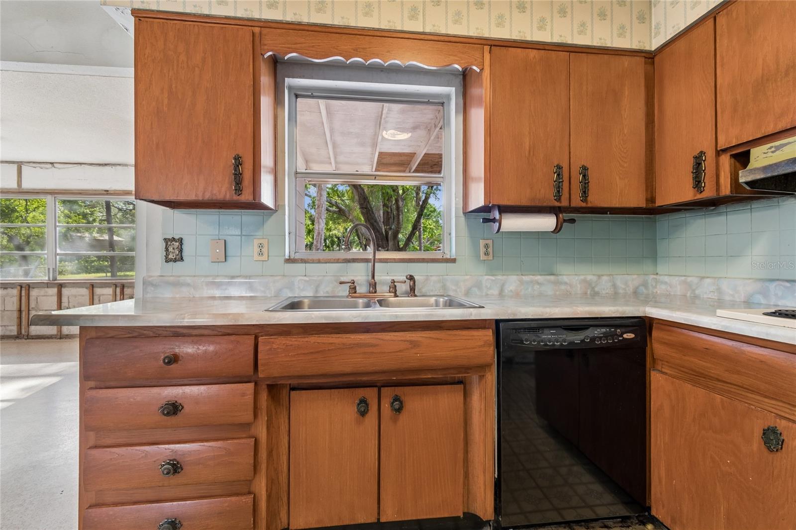 GUERNSEY ESTATES - Residential