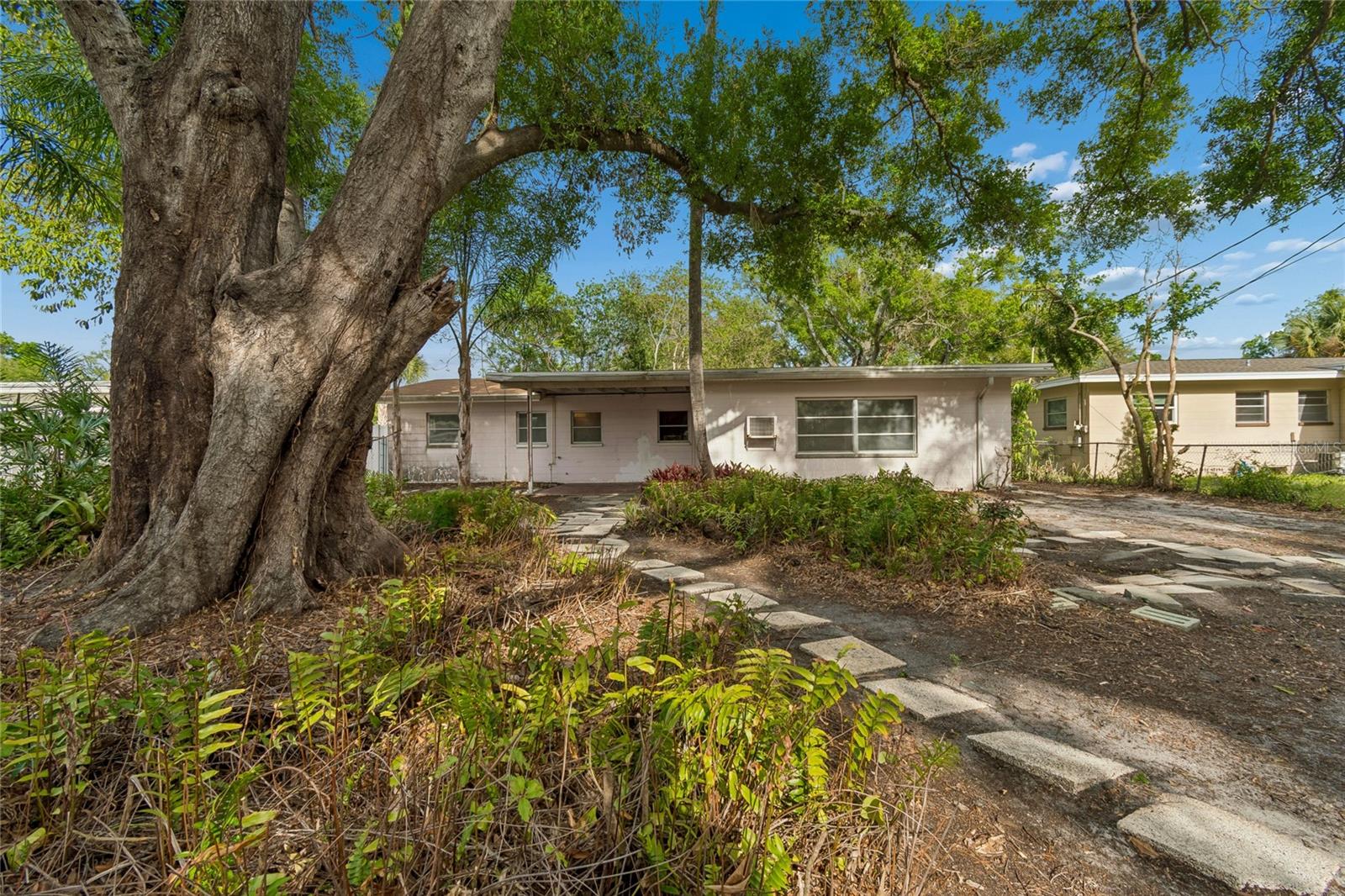 GUERNSEY ESTATES - Residential