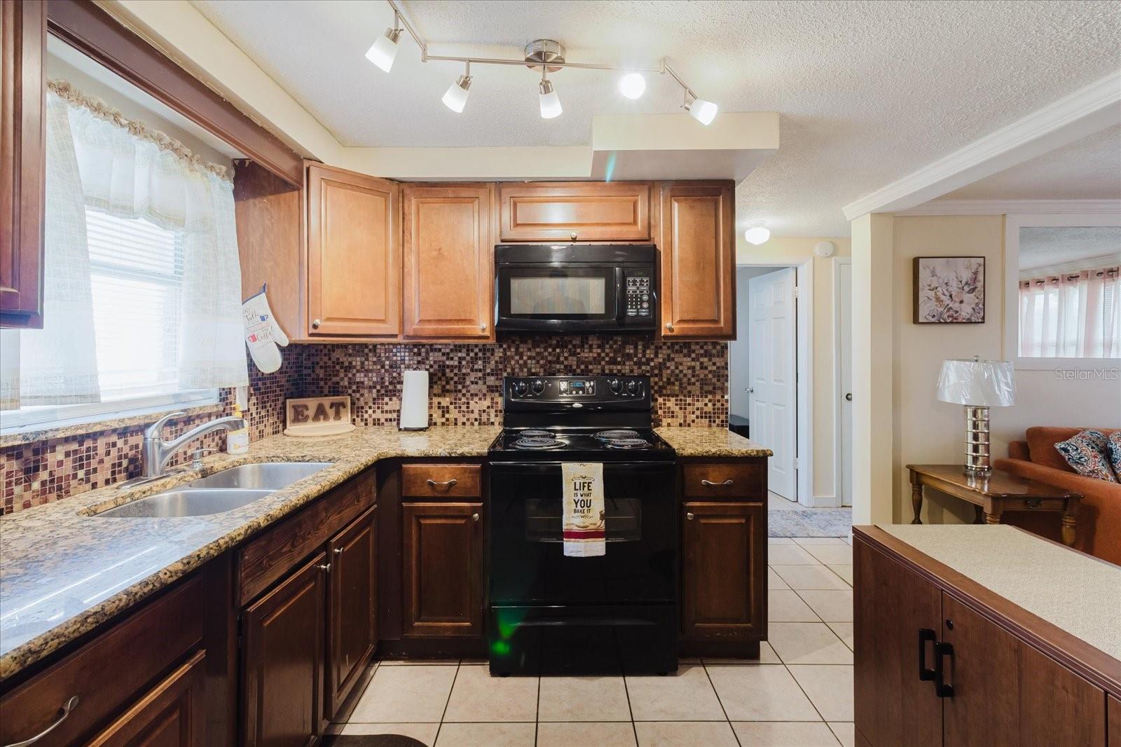 HERITAGE VILLAGE - Residential