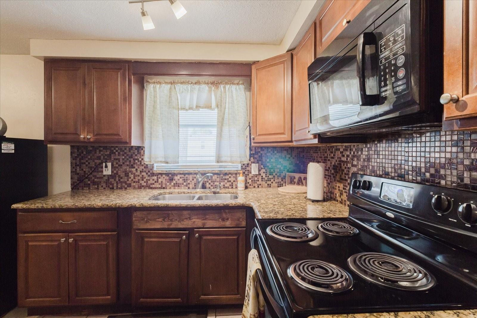 HERITAGE VILLAGE - Residential