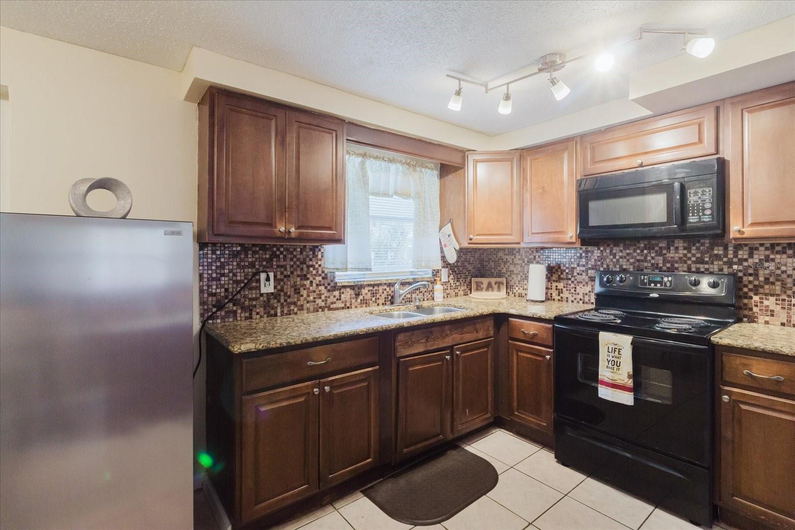 HERITAGE VILLAGE - Residential