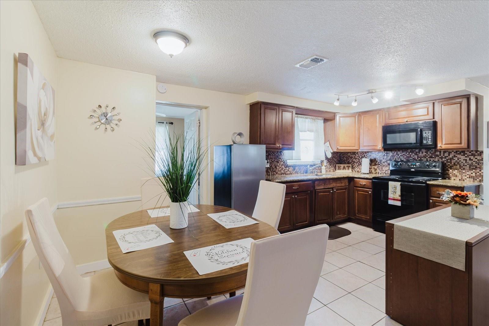 HERITAGE VILLAGE - Residential