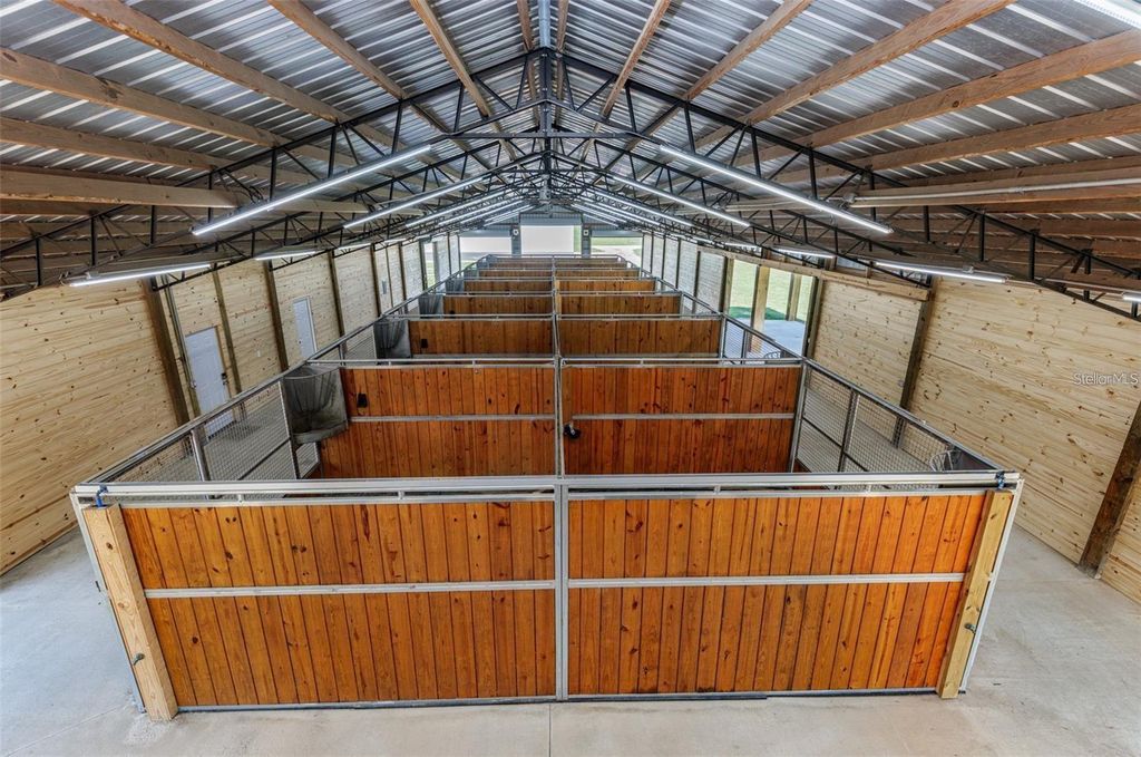 Photo of 1285 NW 102nd Boulevard, Wildwood, FL 34785 (MLS # G5110869)