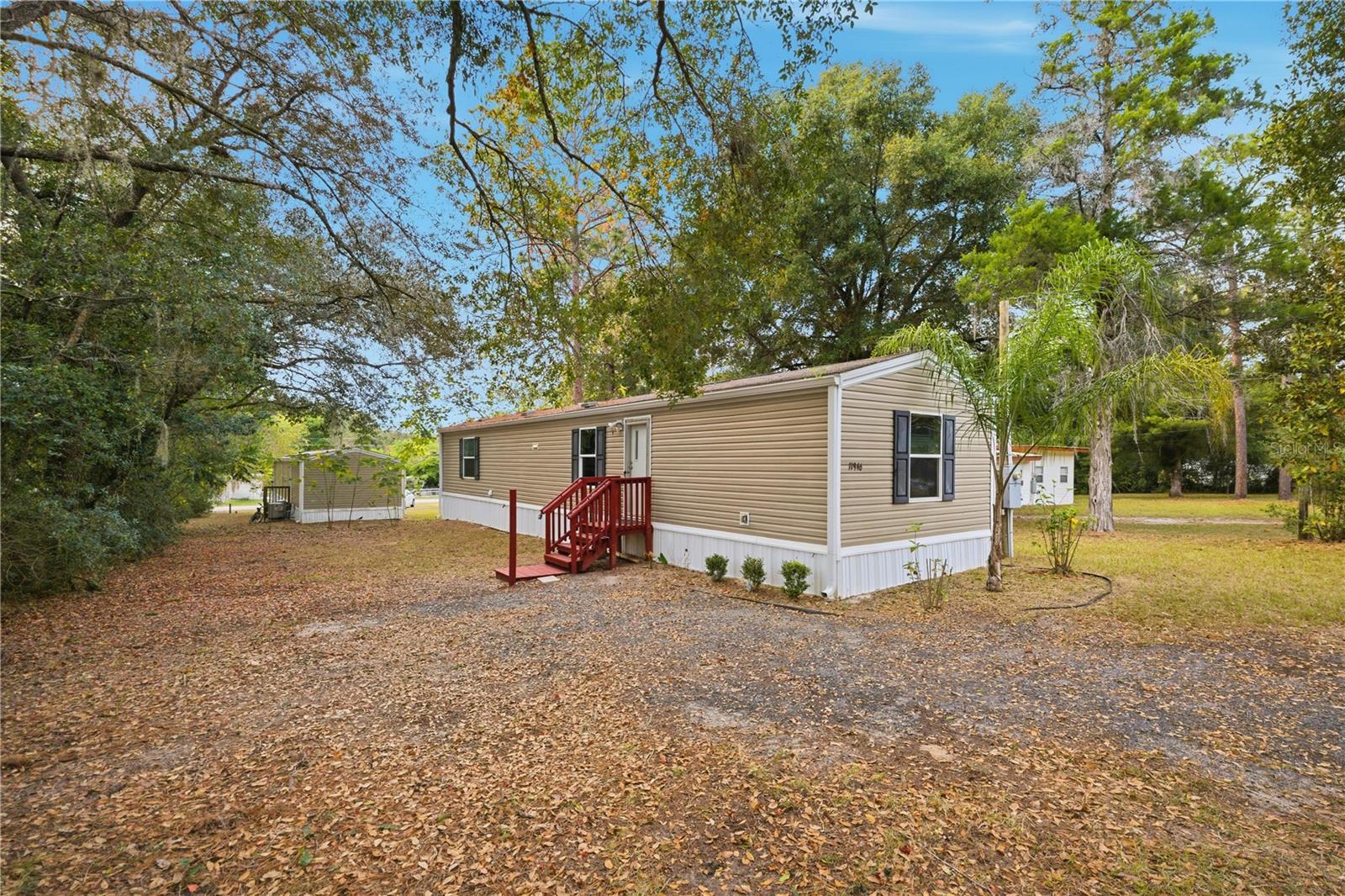 SMITH LAKE VILLAGE - Residential