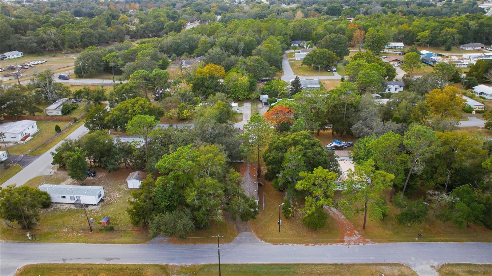 SMITH LAKE VILLAGE - Residential