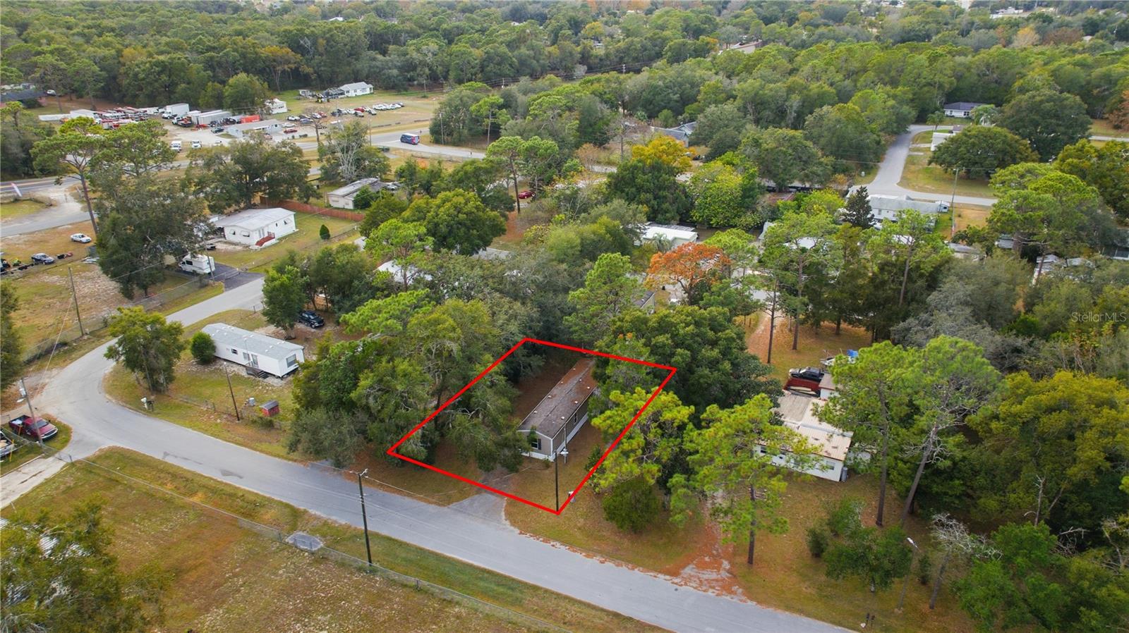 SMITH LAKE VILLAGE - Residential