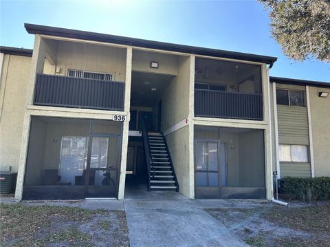 Photo of 936 Lake Destiny Dr Rd # H, Altamonte Springs, FL 32714 (MLS # O6375640)