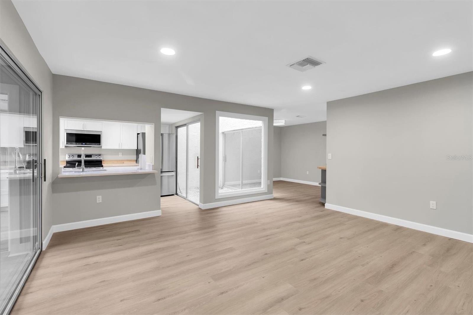 11337 VERSAILLES LANE