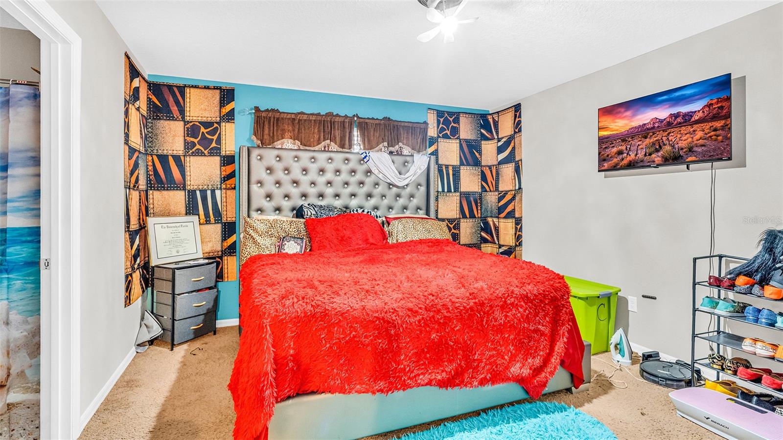 SHERMAN HILLS PH V - Residential