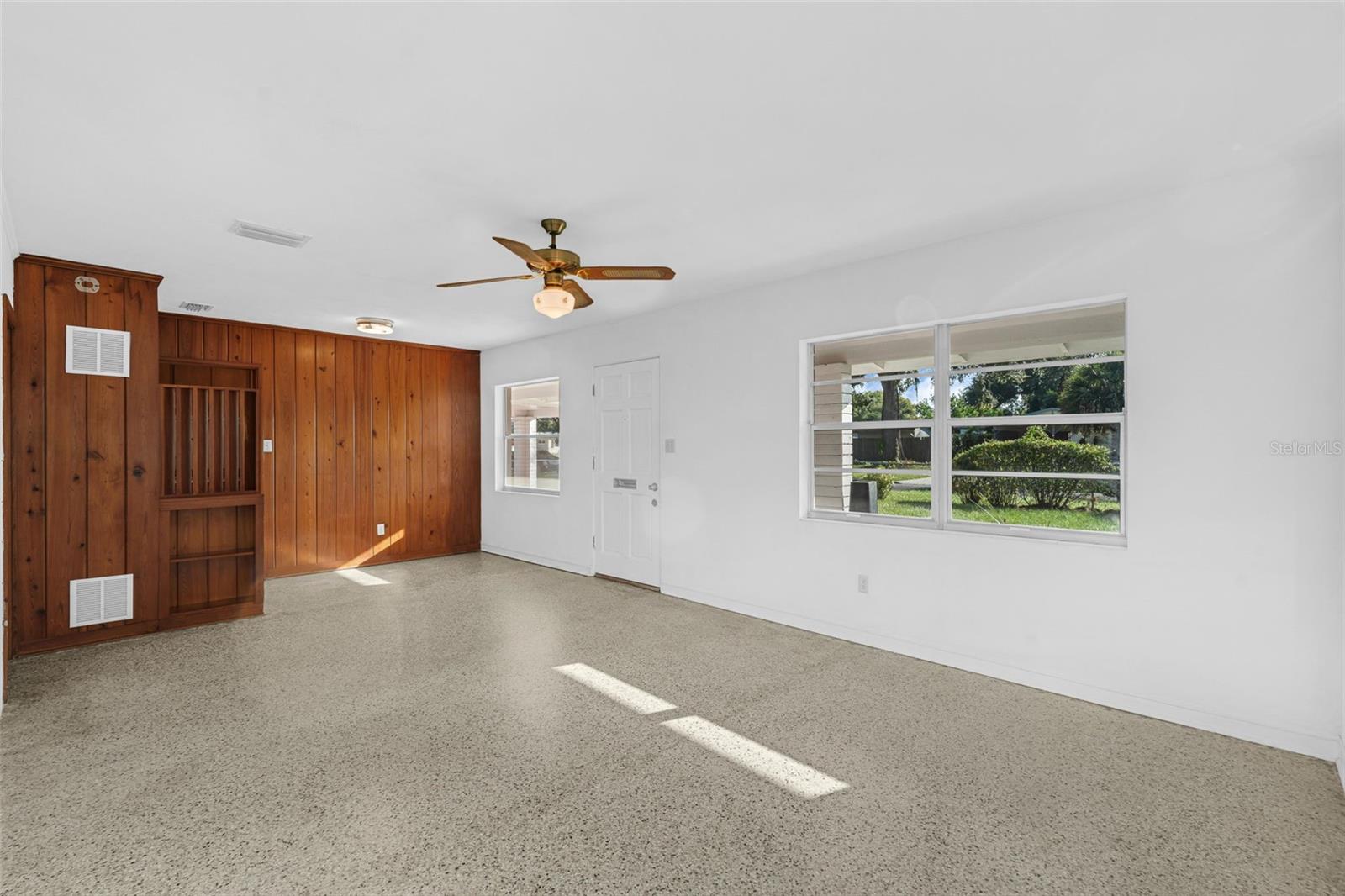 TAMPA TERRACE - Residential