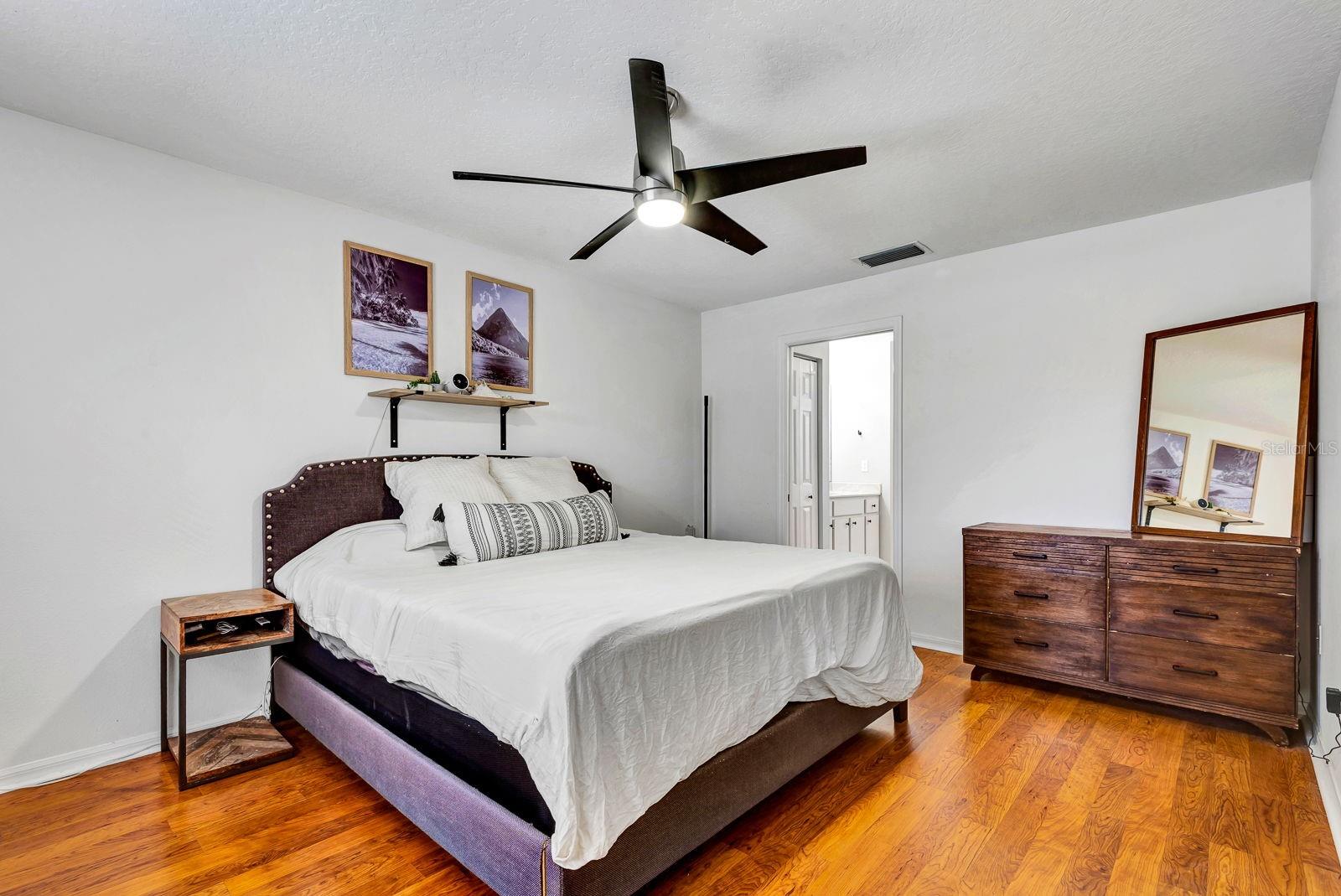 SARABAY LAKE - Residential