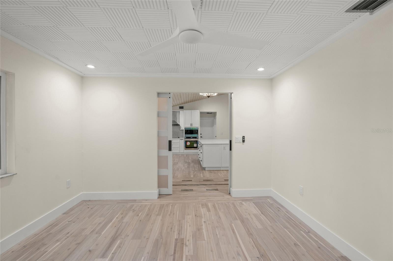 HIDDEN OAKS ESTATES - Residential