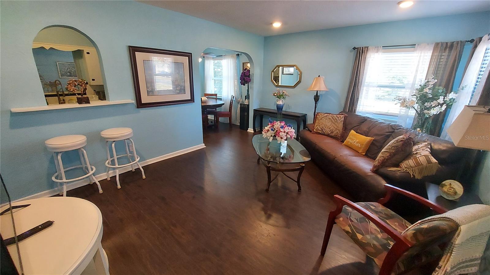 CREST LAKE SUB - Residential Lease