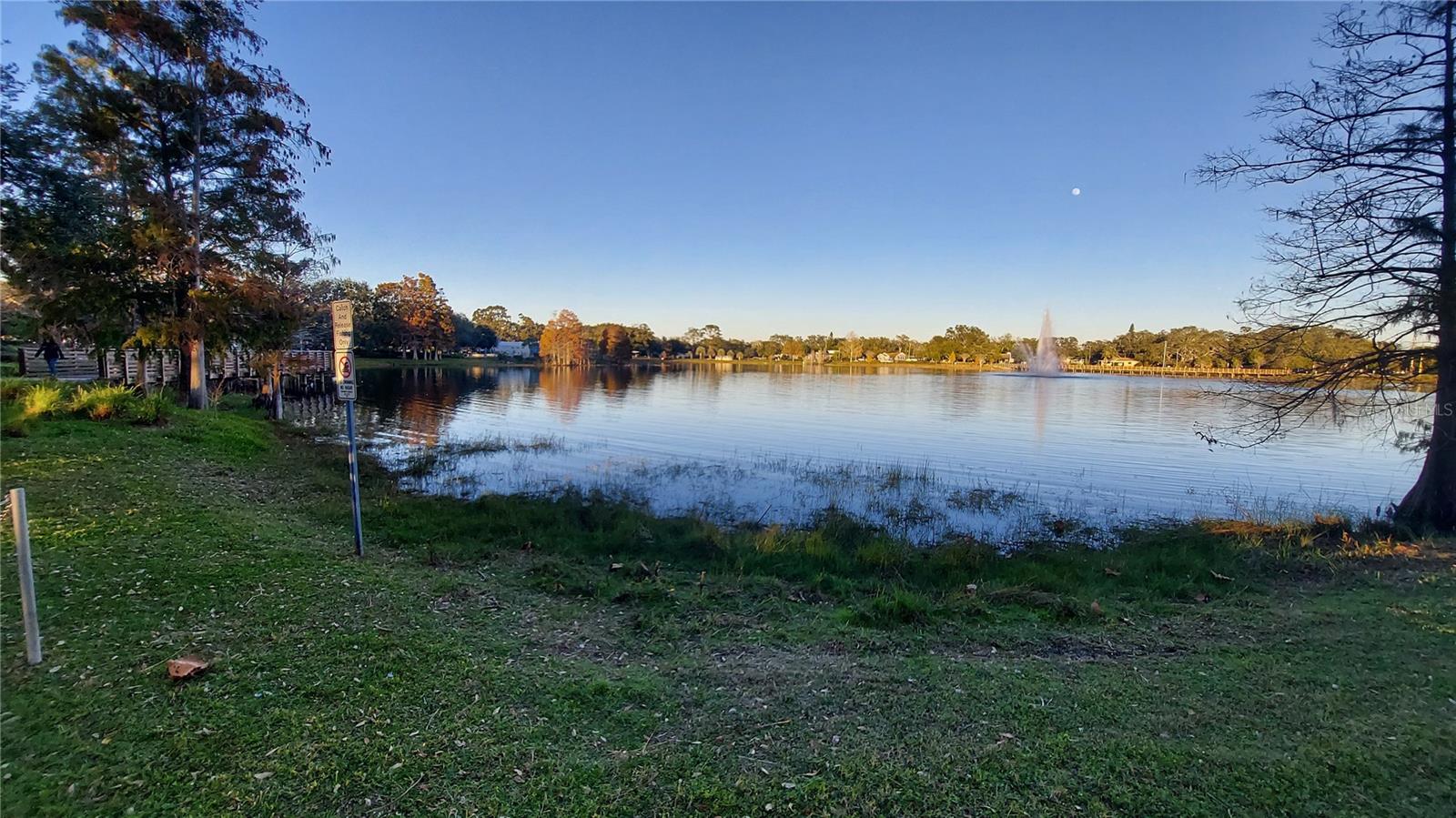 CREST LAKE SUB - Residential Lease