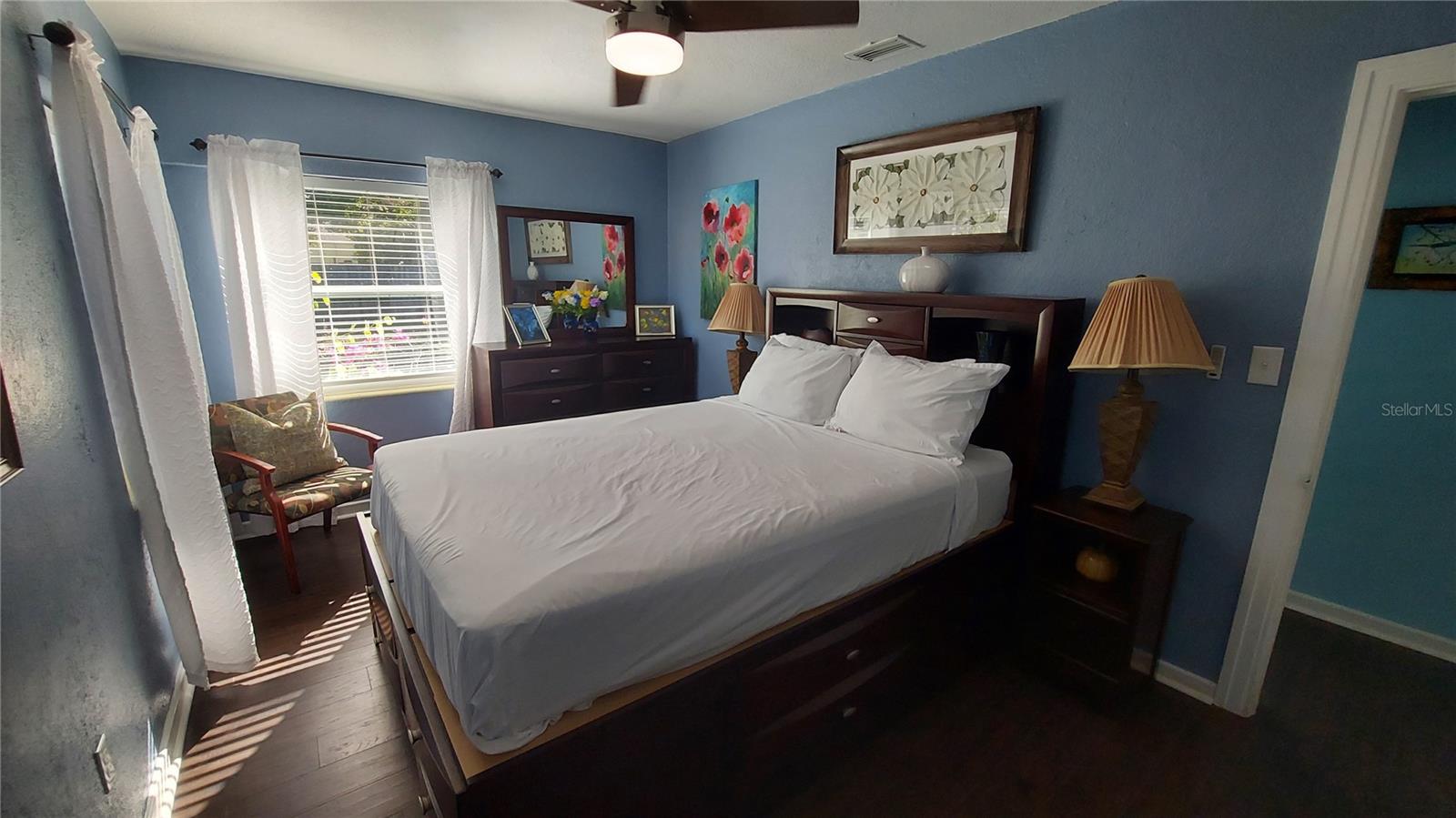 CREST LAKE SUB - Residential Lease