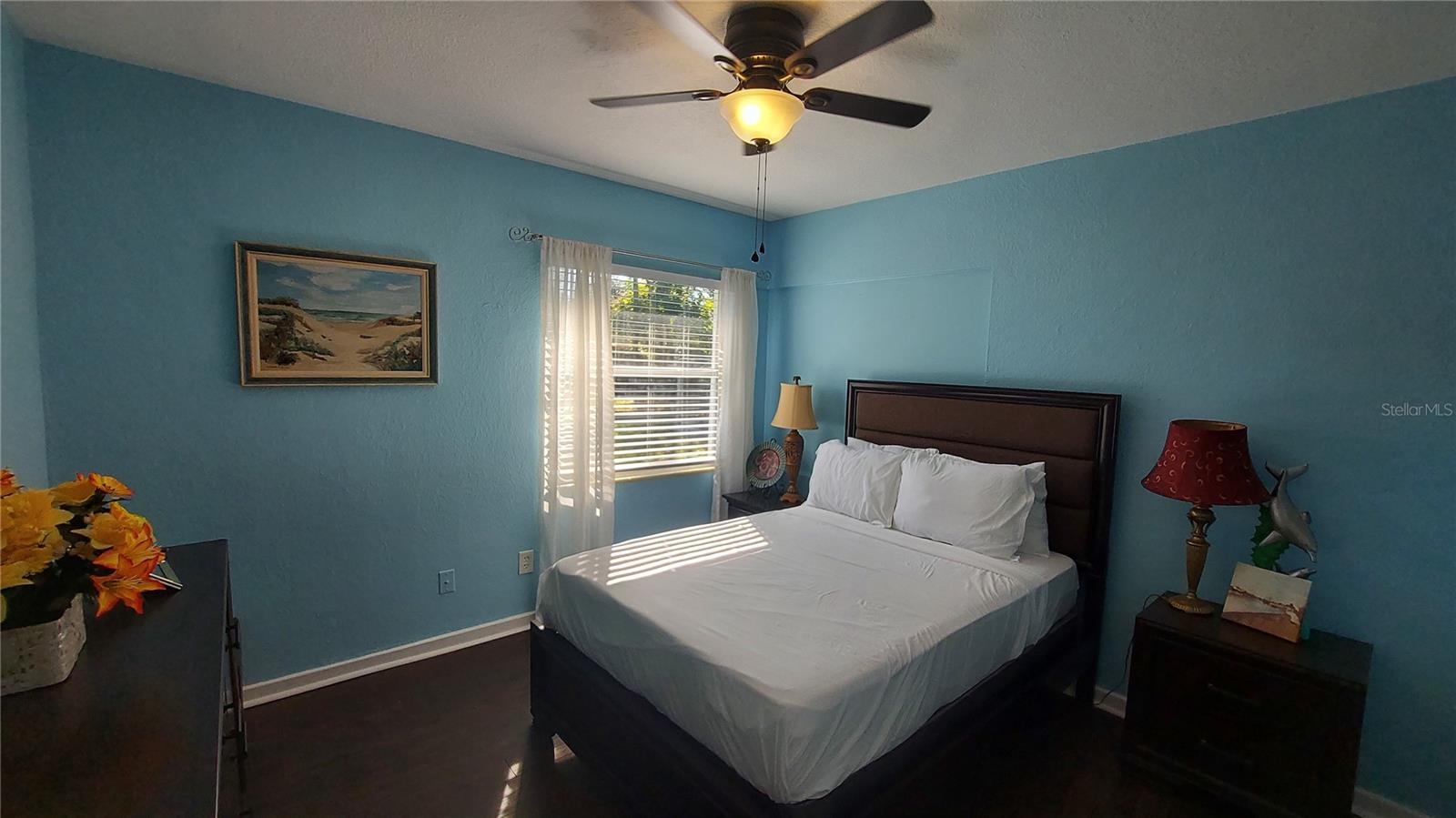 CREST LAKE SUB - Residential Lease