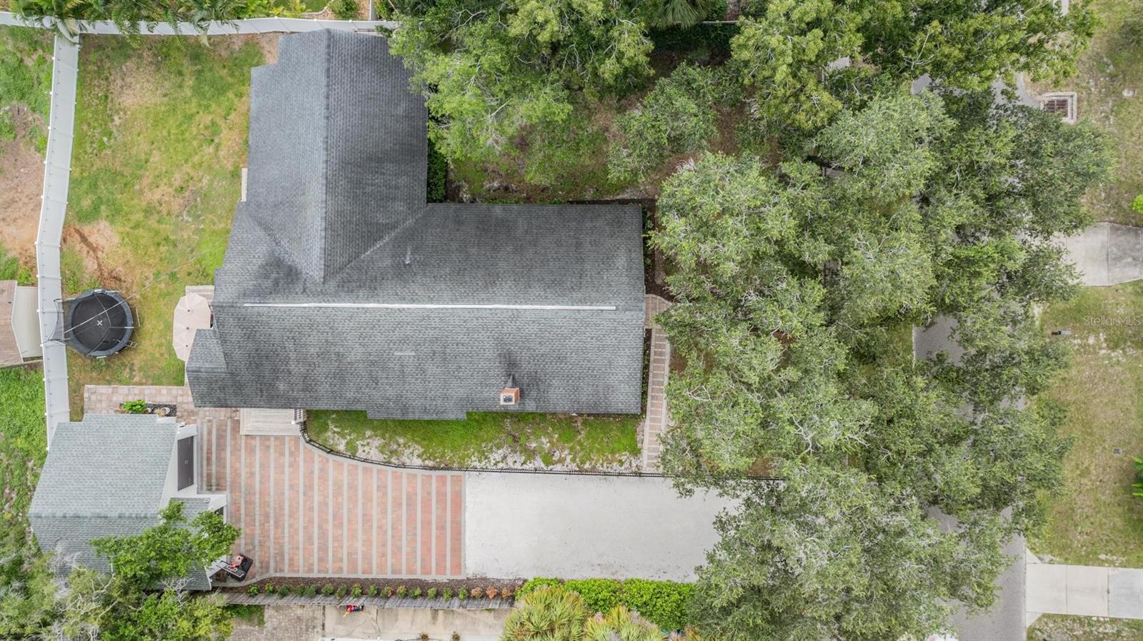ELENOR PLACE LOT 3 LESS E 10 FT AND LOT 4 - Residential