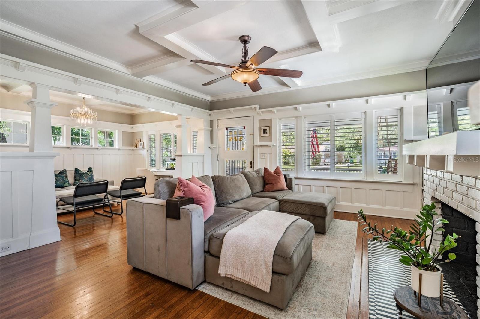 ELENOR PLACE LOT 3 LESS E 10 FT AND LOT 4 - Residential