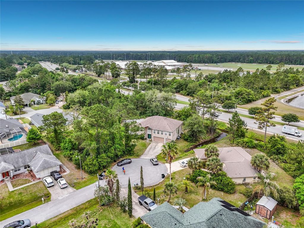 Photo of 9 Burne Place, Palm Coast, FL 32137 (MLS # O6406235)