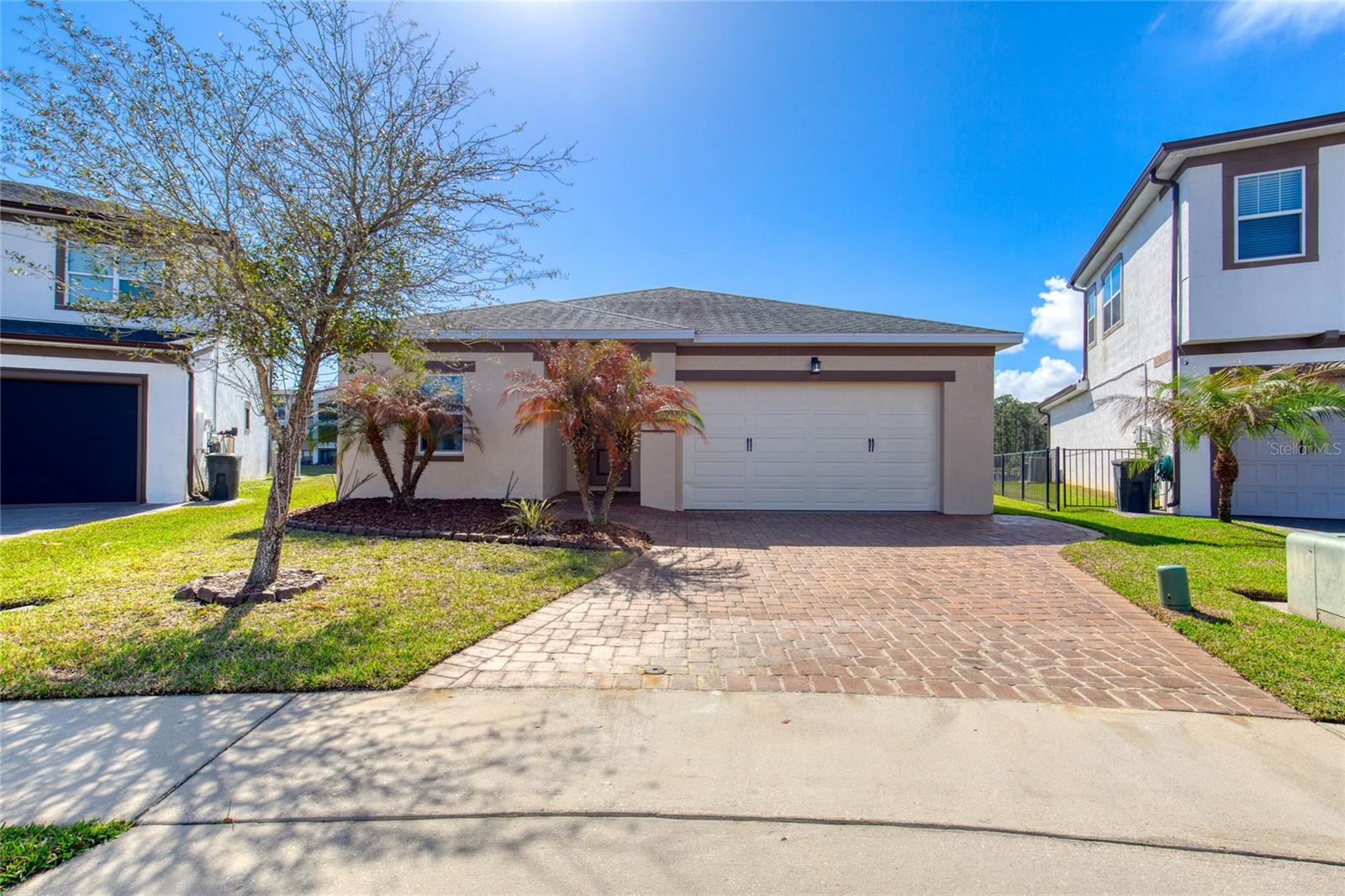 WESTPORT RESERVE - Residential