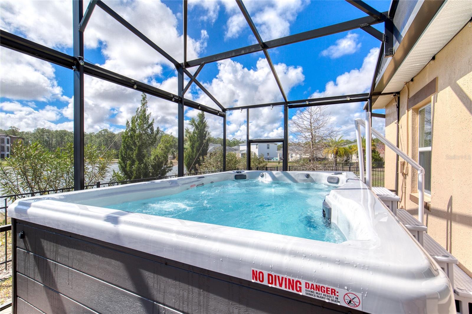 WESTPORT RESERVE - Residential