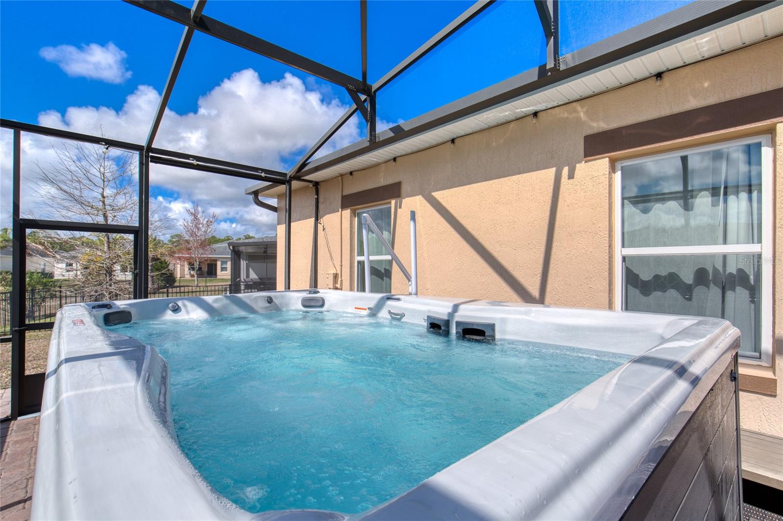 WESTPORT RESERVE - Residential