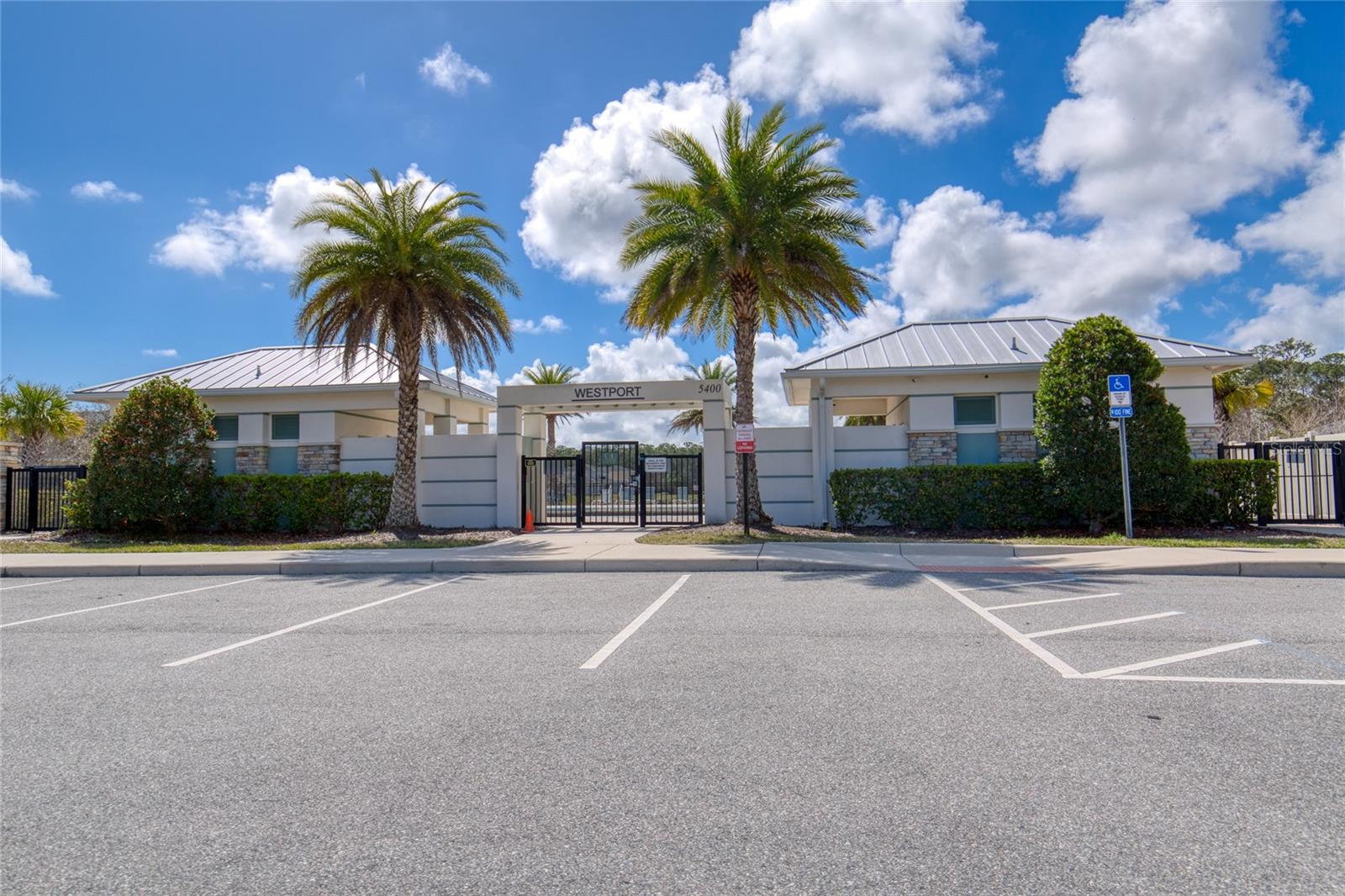 WESTPORT RESERVE - Residential