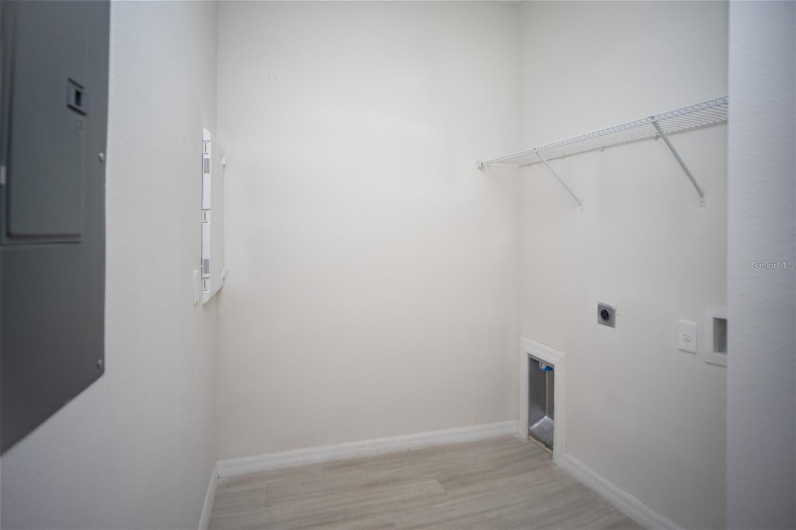 DIMORA PARK CONDO - Residential Lease