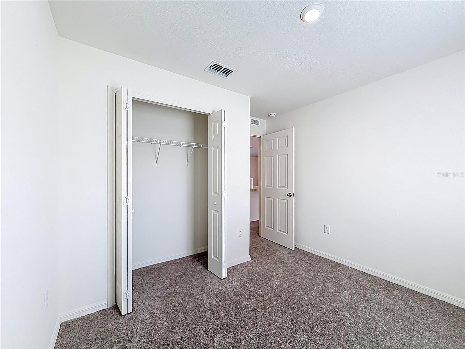 MARION OAKS UN SIX - Residential